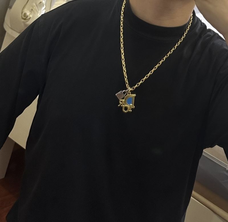 chr1st1an D10r necklaces